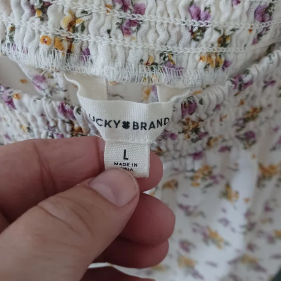 Lucky Brand White Floral Blouse LARGE - Picture 2 of 5